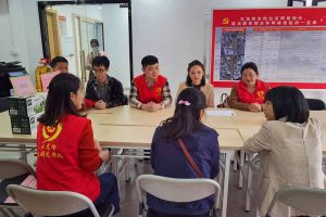 浓浓关爱暖人心，乐竞lejing(中国)集团党支部慰问困难单亲家庭