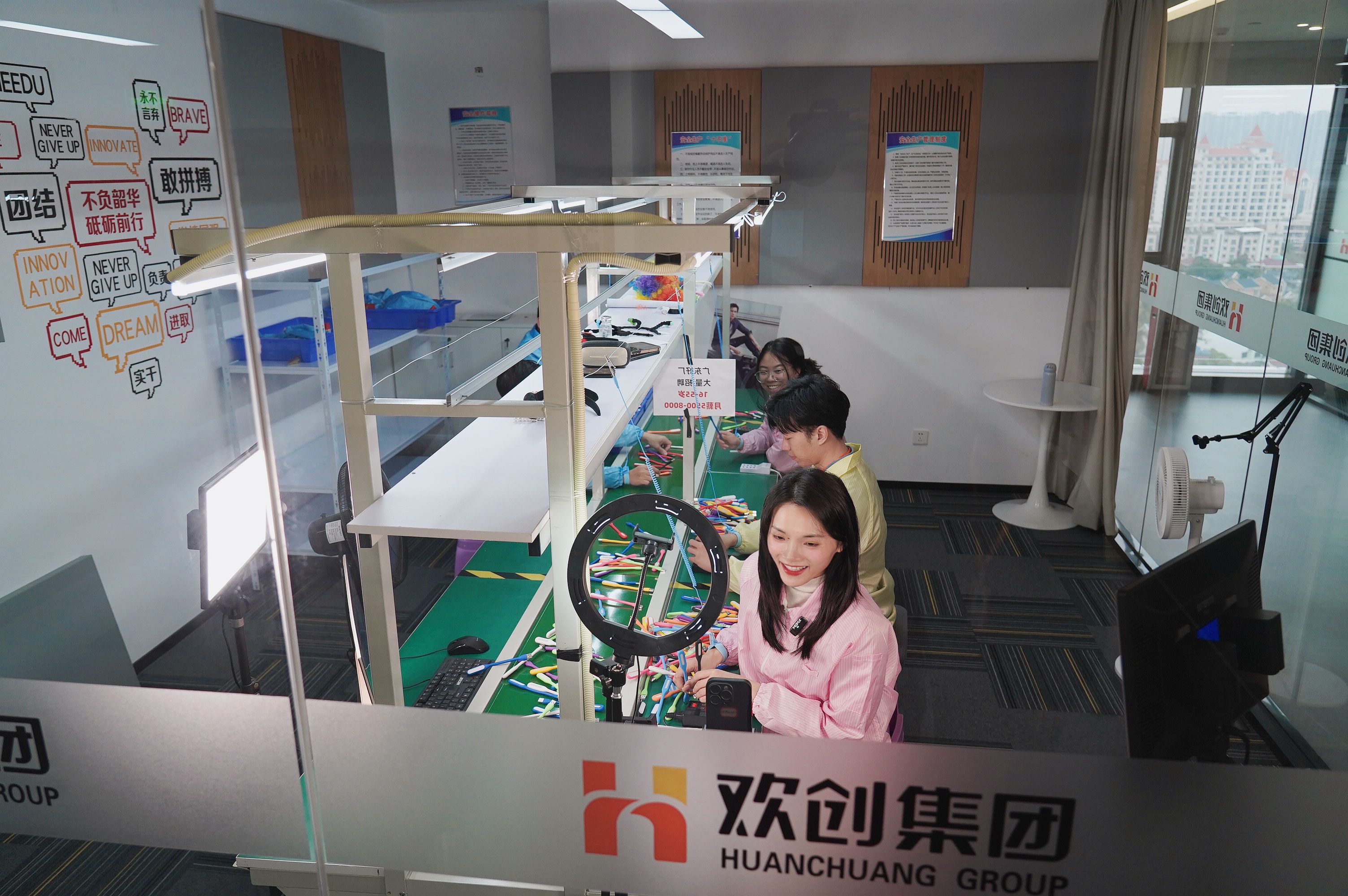 65f2c2a479d44.jpg 22a71227ad245663df99bc363bd2337a.jpg