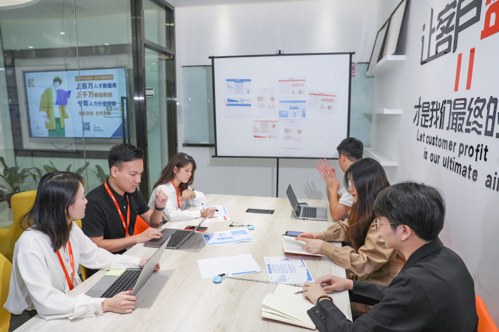 670dd5d275789.jpg GZ8A0033.jpg